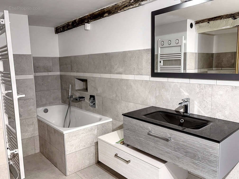 Maison à LA GARDE-FREINET