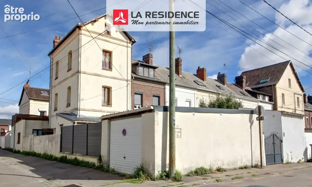Maison à SAINT-ETIENNE-DU-ROUVRAY