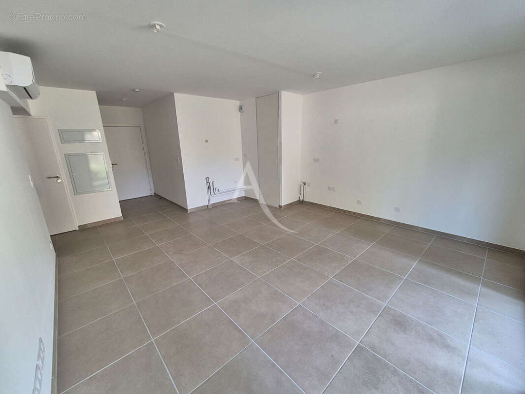 Appartement Neuf Marguerittes 2 pièce(s) - photo 4