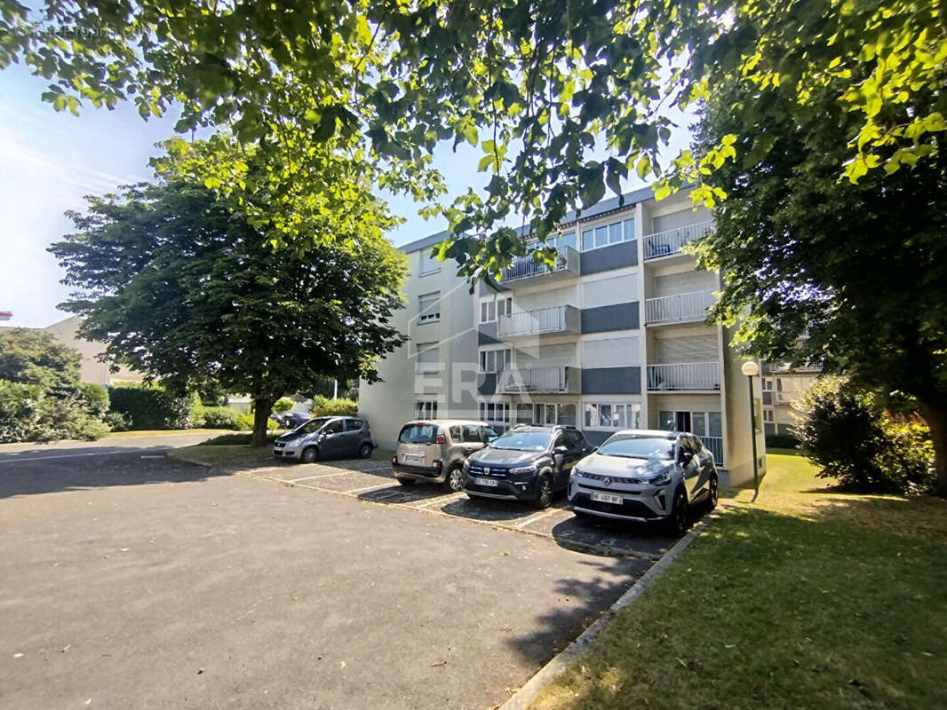 Appartement à LE PLESSIS-BOUCHARD