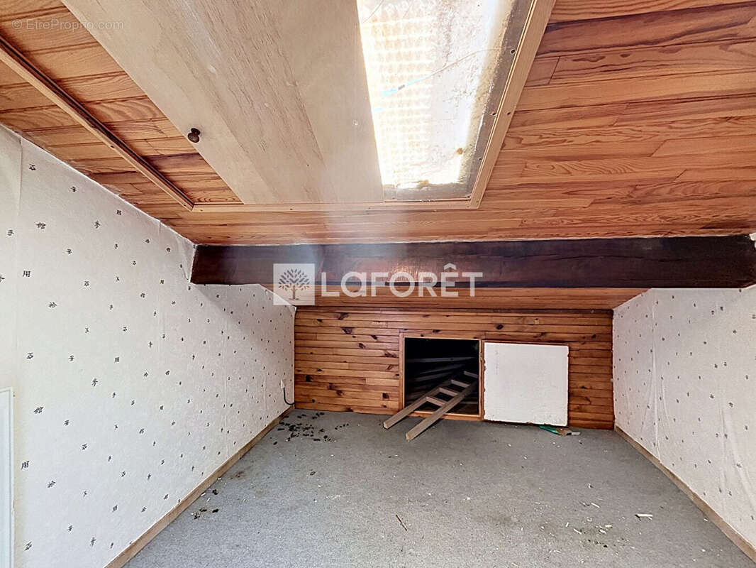 Appartement à POLIGNAC