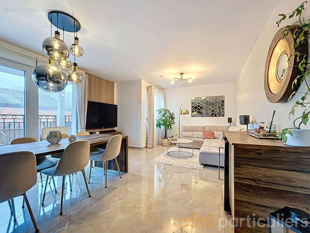 Appartement à SAINT-MAUR-DES-FOSSES
