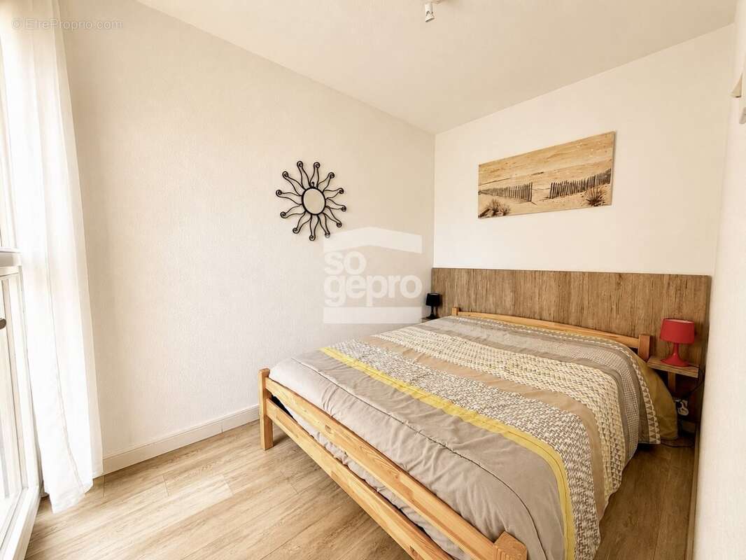 Réf : 2308 - Vente Appartement 2 Pièces avec parking, secteur Mont Saint Martin Cap d'Agde ! - photo 4