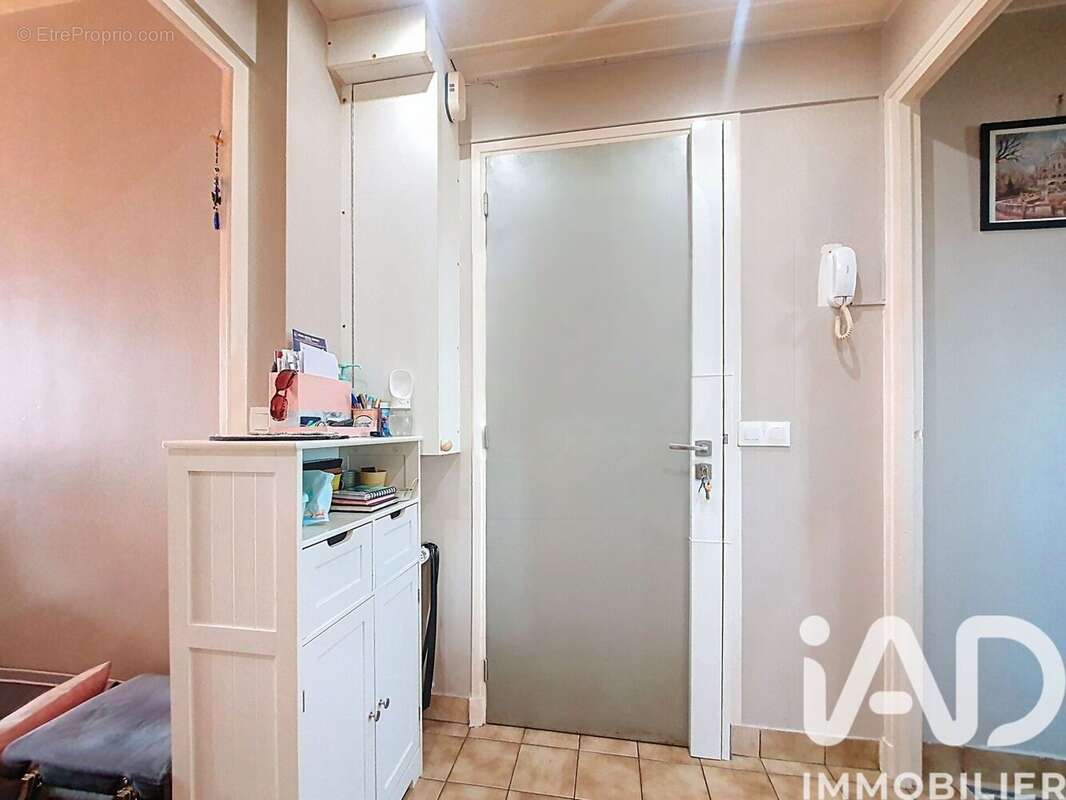 Photo 7 - Appartement à LES PAVILLONS-SOUS-BOIS