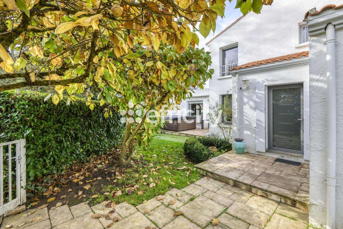 Maison 171 m² à Port-Saint-Pere  - photo 26