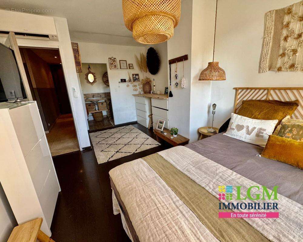 Maison à PLAN-DE-LA-TOUR