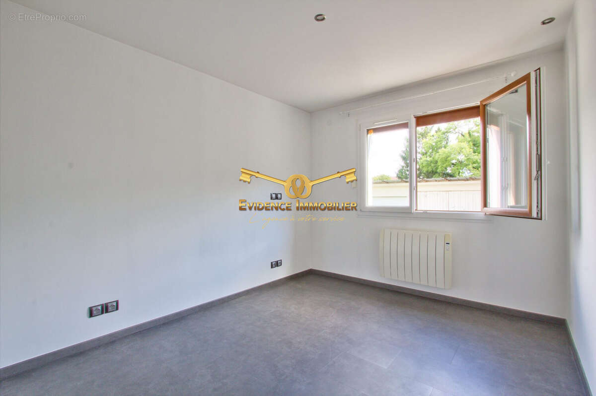 Appartement à GRIGNON