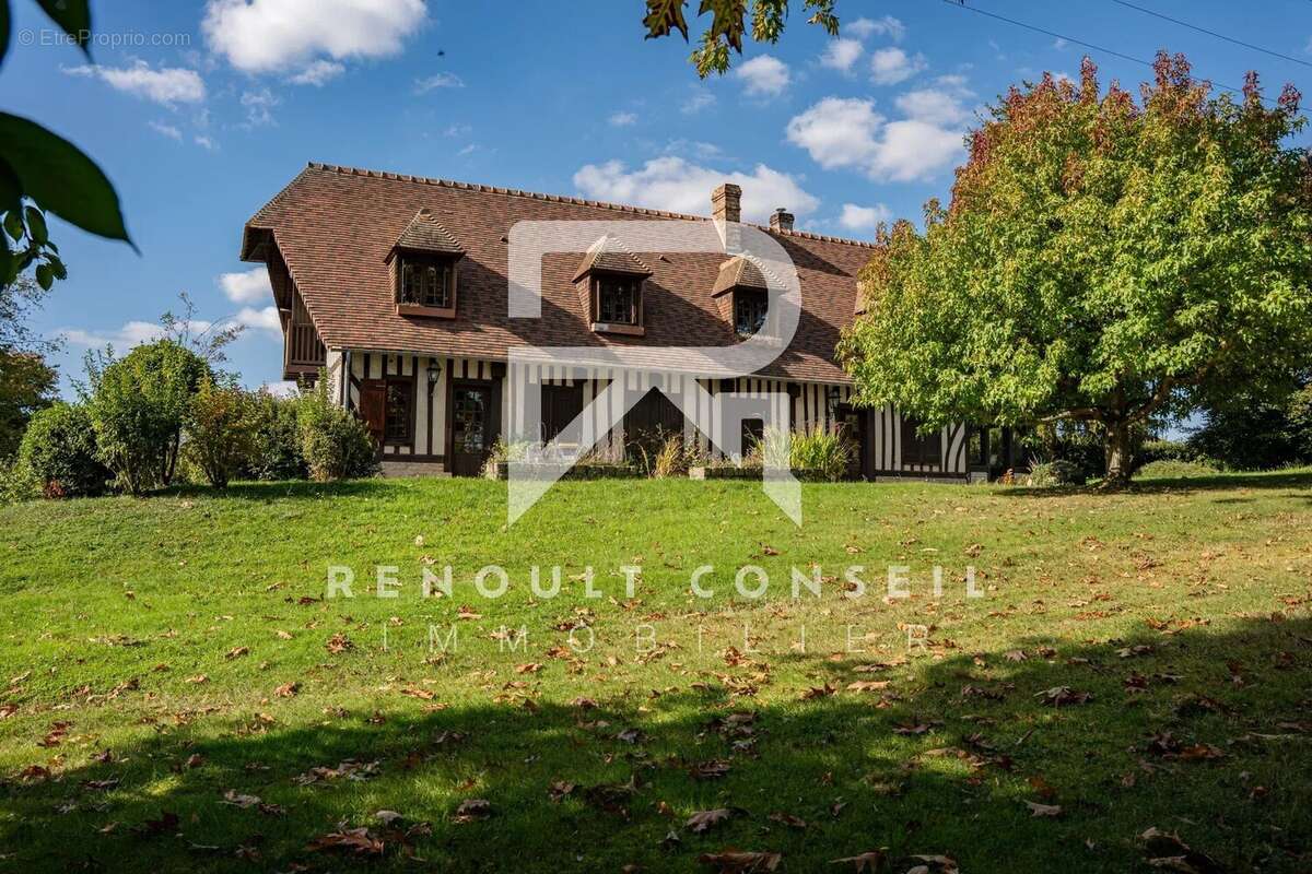 Maison à AMFREVILLE-LES-CHAMPS