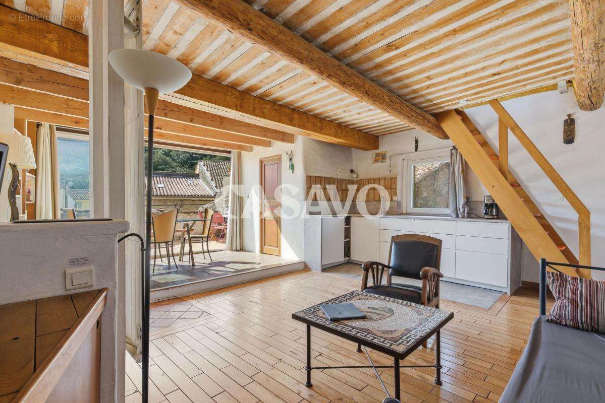 Appartement à ROGNES