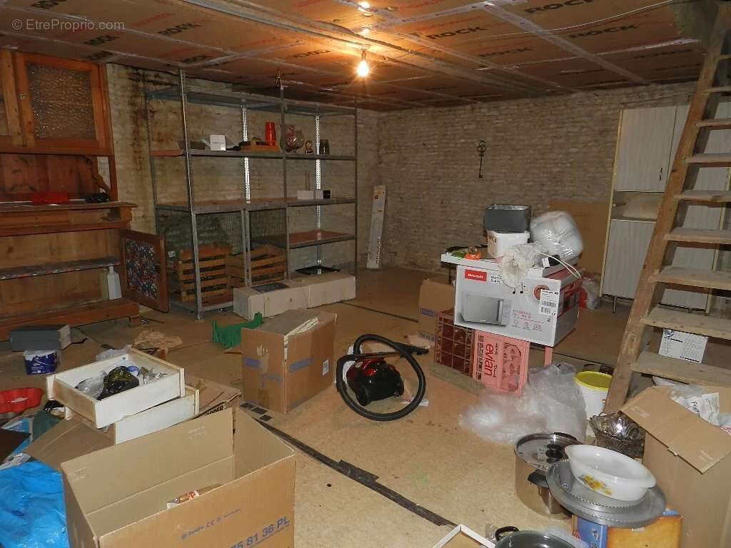 Maison à SAINT-PIERRE-SUR-DIVES