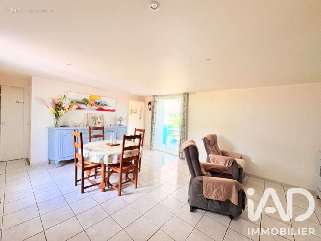 Maison 105 m² à Le Fau  - photo 5