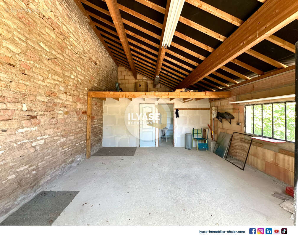 Maison à VIREY-LE-GRAND