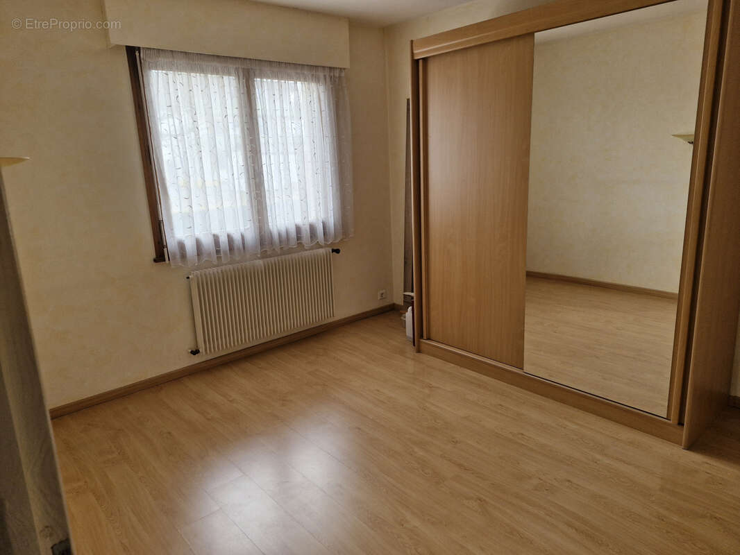 Appartement à ALLINGES