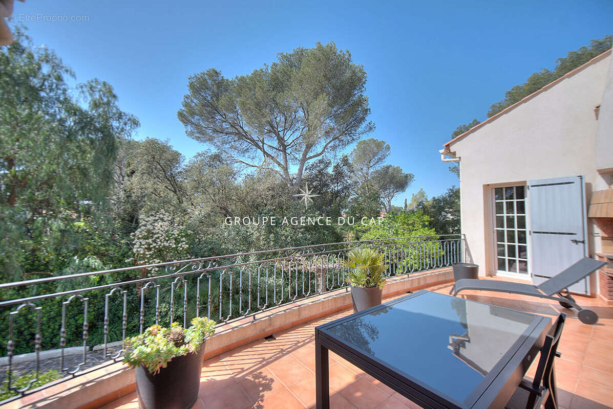 Appartement à SAINT-RAPHAEL