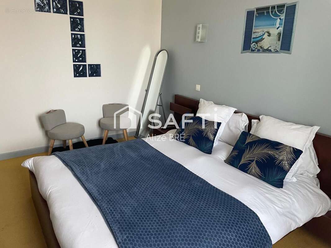 Photo 9 - Commerce à PLEUBIAN