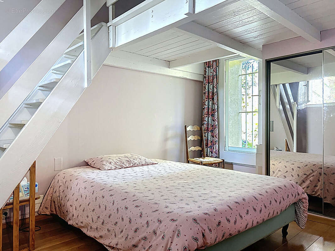 Les Angles. Maison pleine de charme avec jardin et grand garage - photo 6