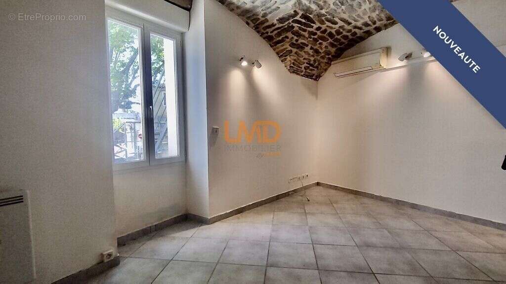Appartement à CLARENSAC