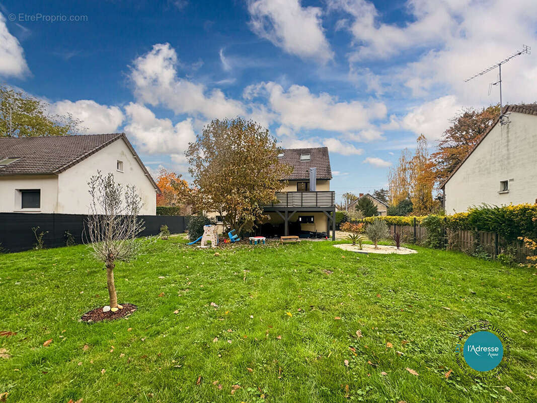 Maison à NAINVILLE-LES-ROCHES