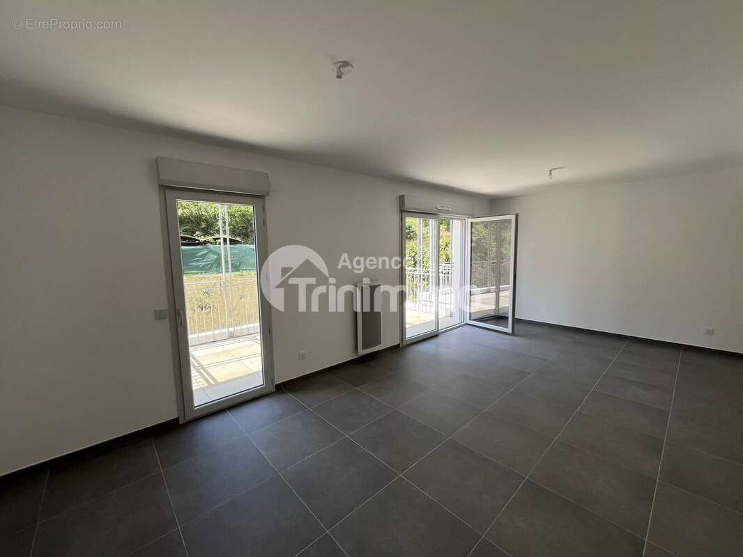 Appartement à SAINT-ANDRE-DE-LA-ROCHE