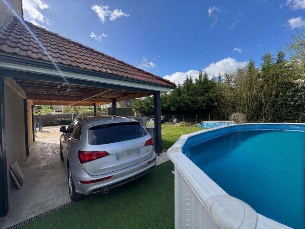 Maison à PONT-SUR-YONNE