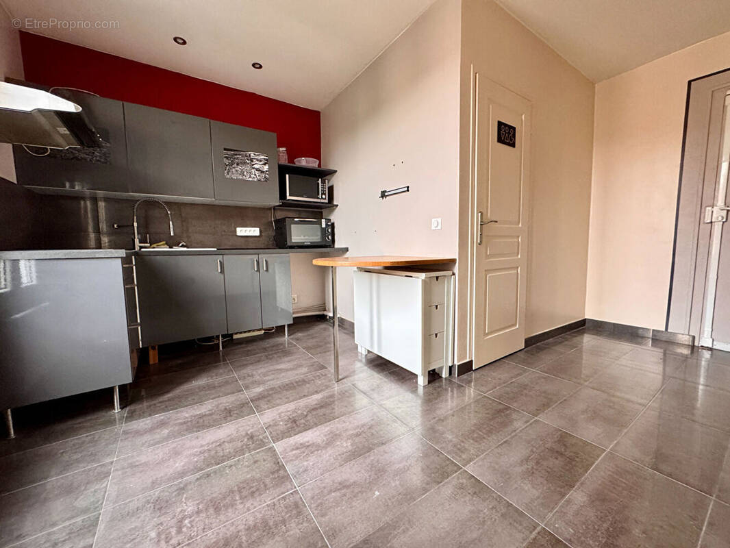 Appartement à FONTENAY-SOUS-BOIS