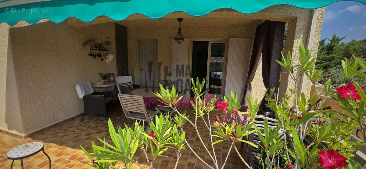 Maison à PERNES-LES-FONTAINES