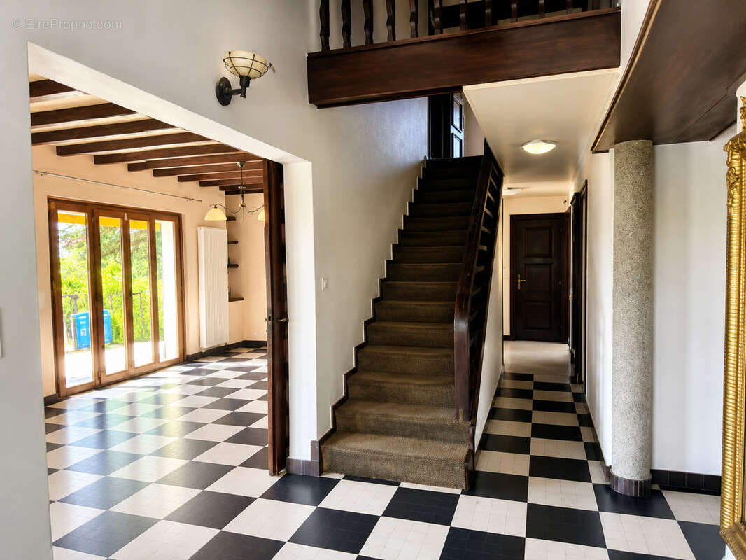 Viuz en Sallaz, maison 7 pièces à vendre - photo 4