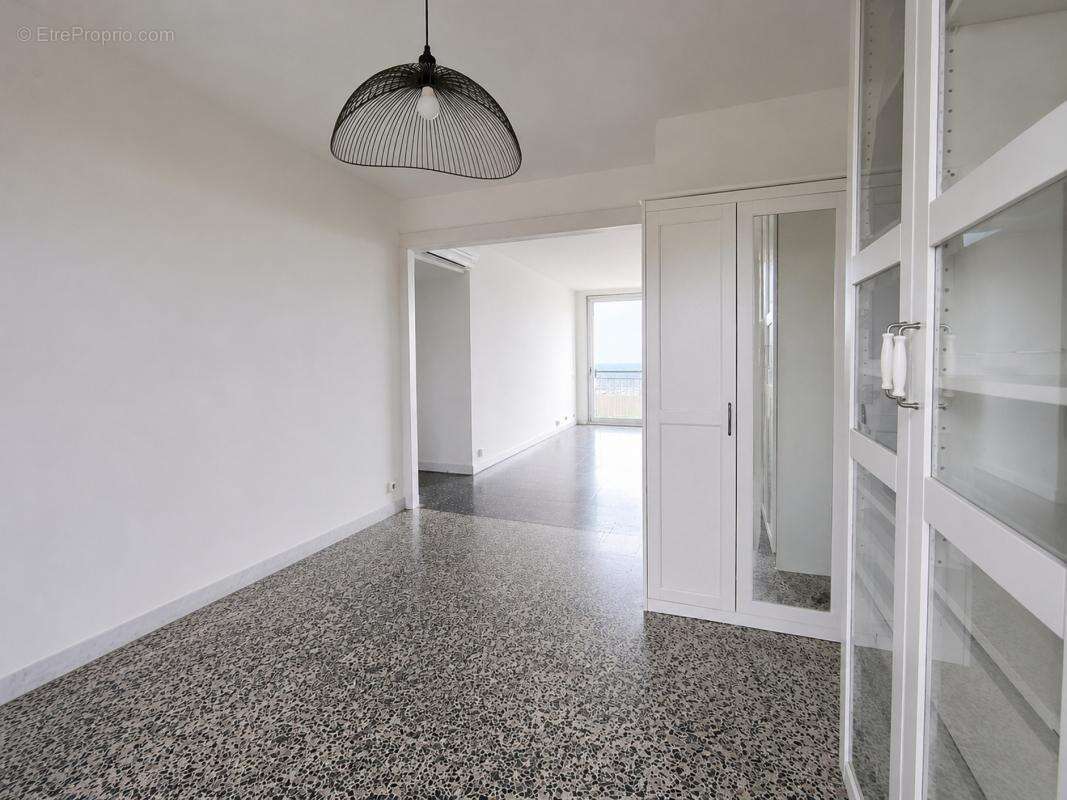 Appartement à MARSEILLE-9E