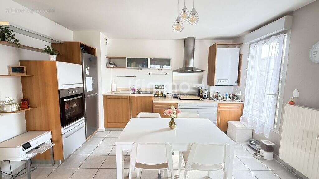 Appartement à MORNANT