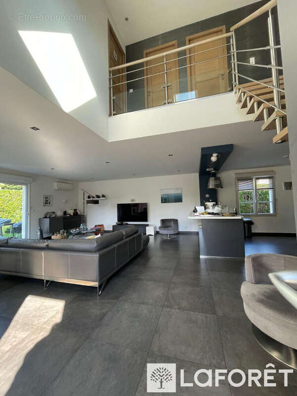 Maison à FONTAINEBLEAU