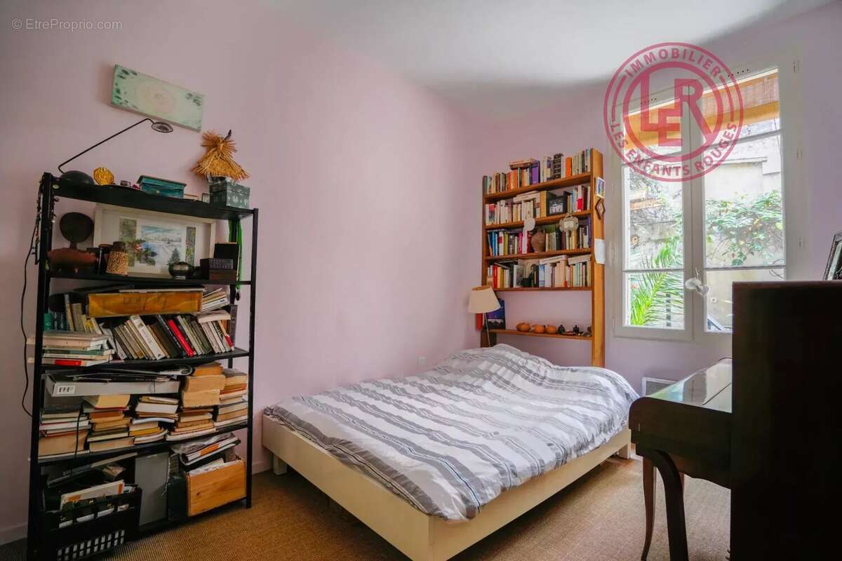 Appartement à PARIS-19E