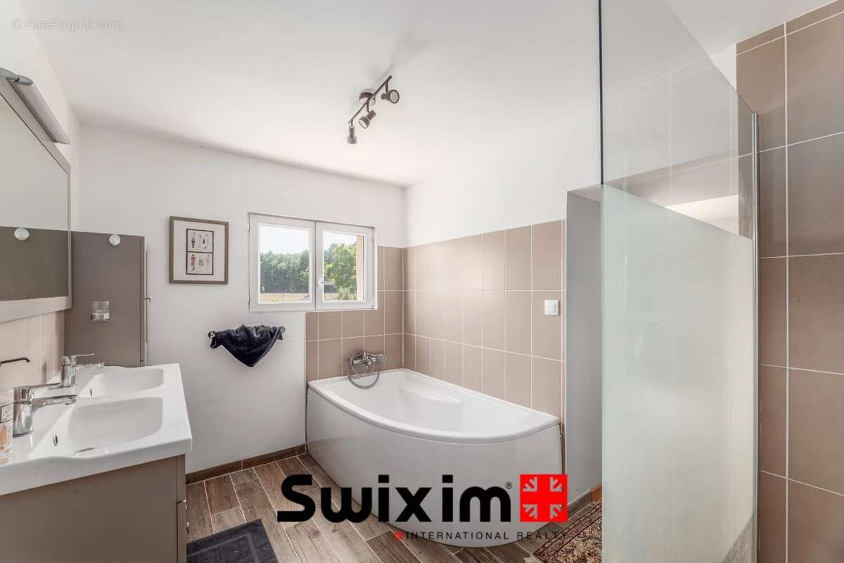 Maison à SAINT-LAURENT-MEDOC