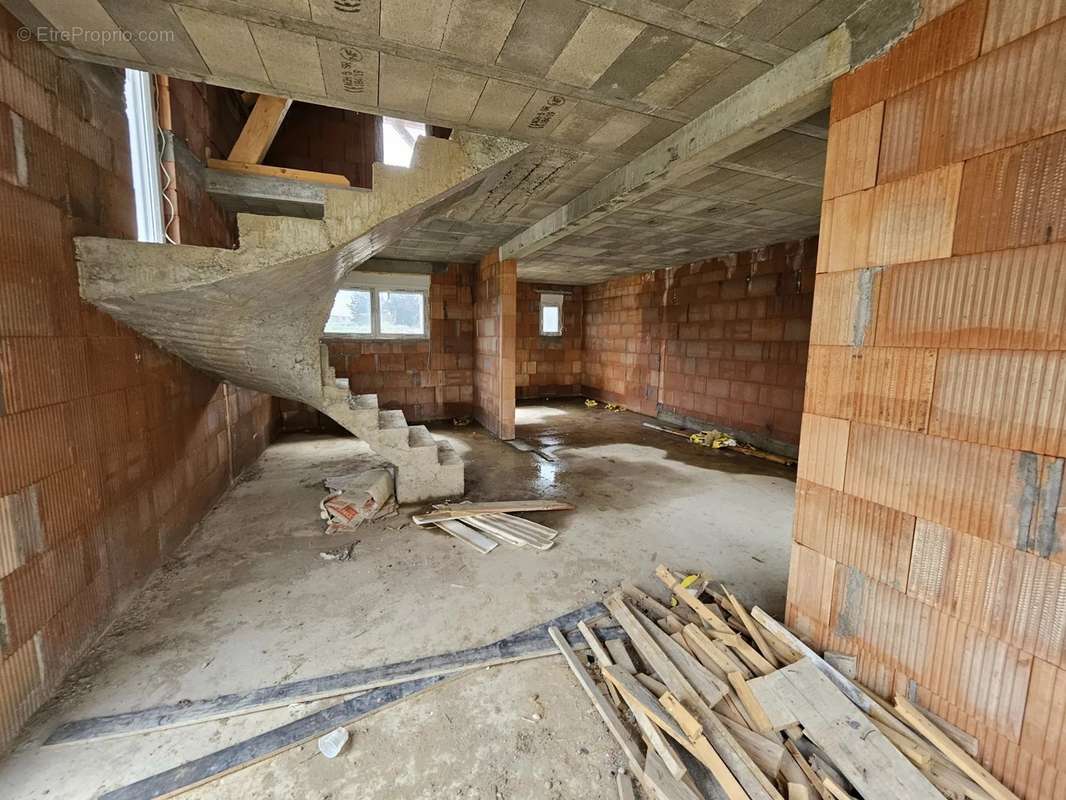 Maison à SCHARRACHBERGHEIM-IRMSTETT