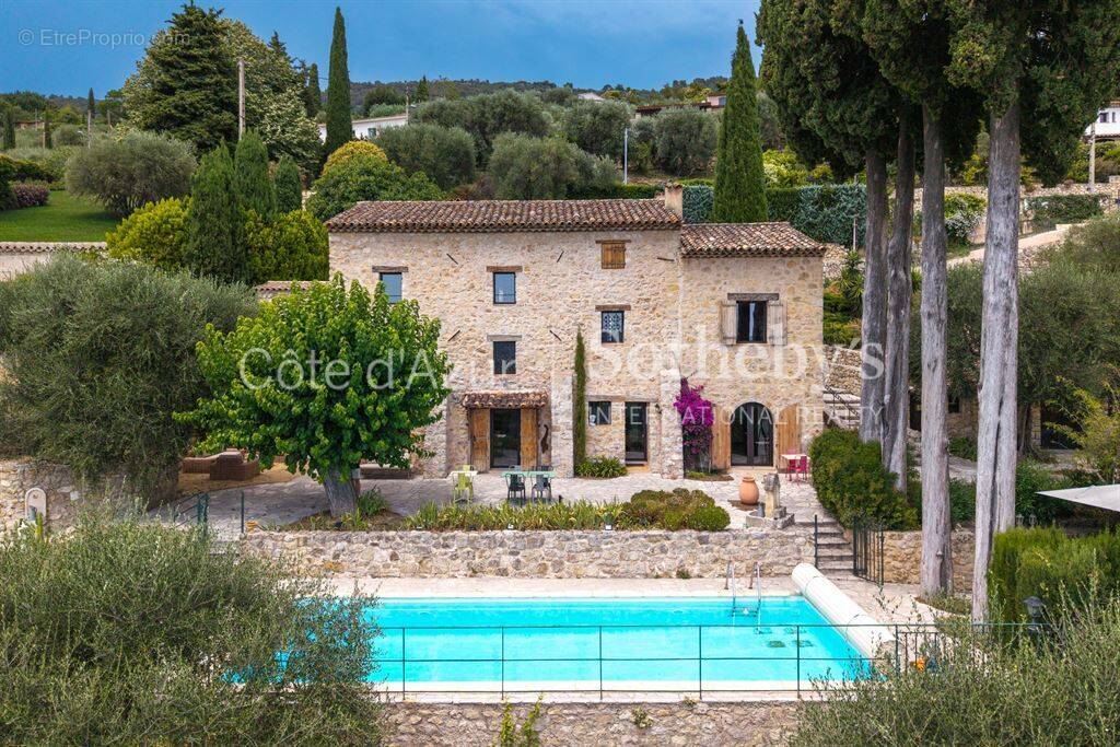 Maison à SPERACEDES