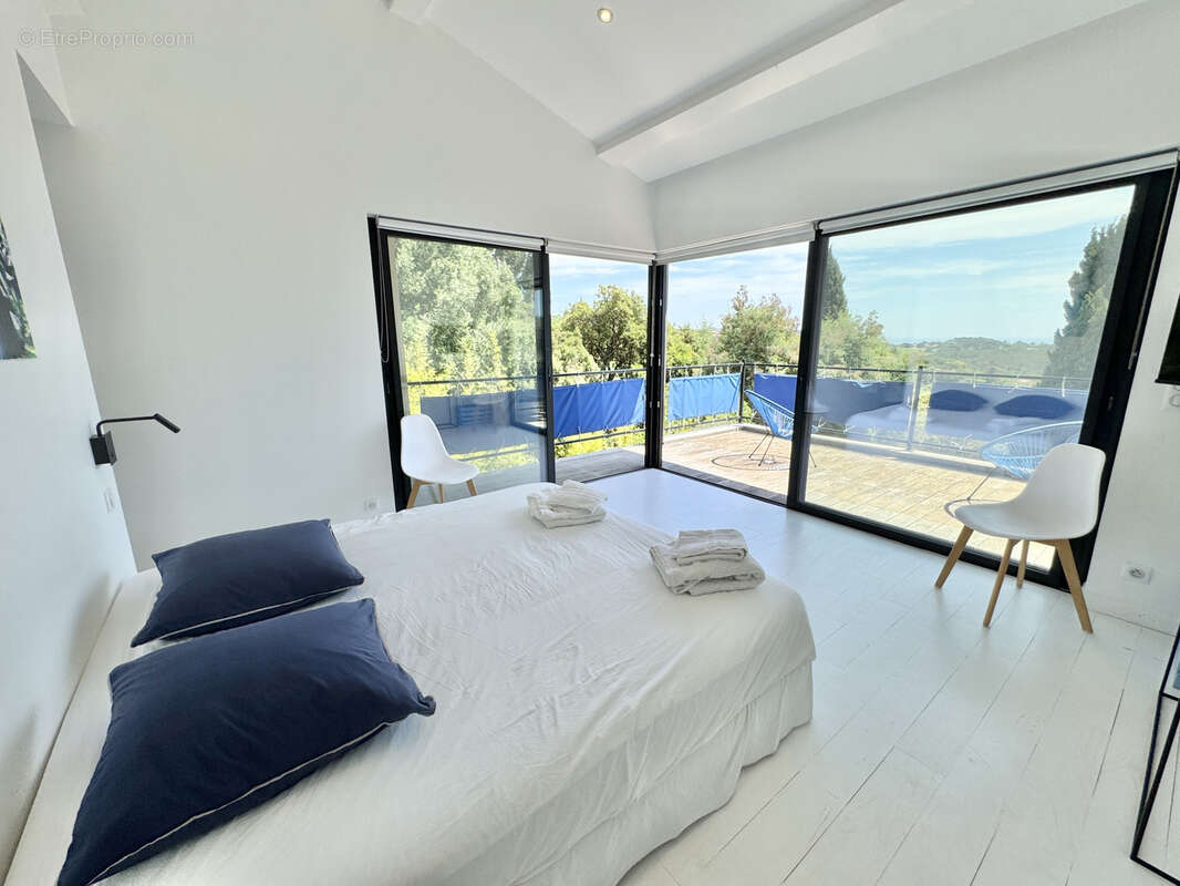 Maison à LA CROIX-VALMER