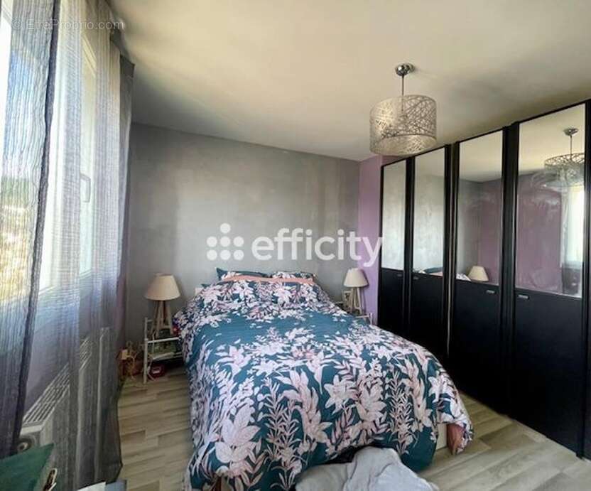 Maison à SAINT-MAURICE-L'EXIL