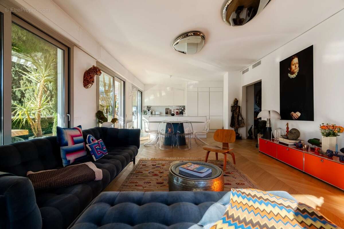 Appartement à MARSEILLE-8E