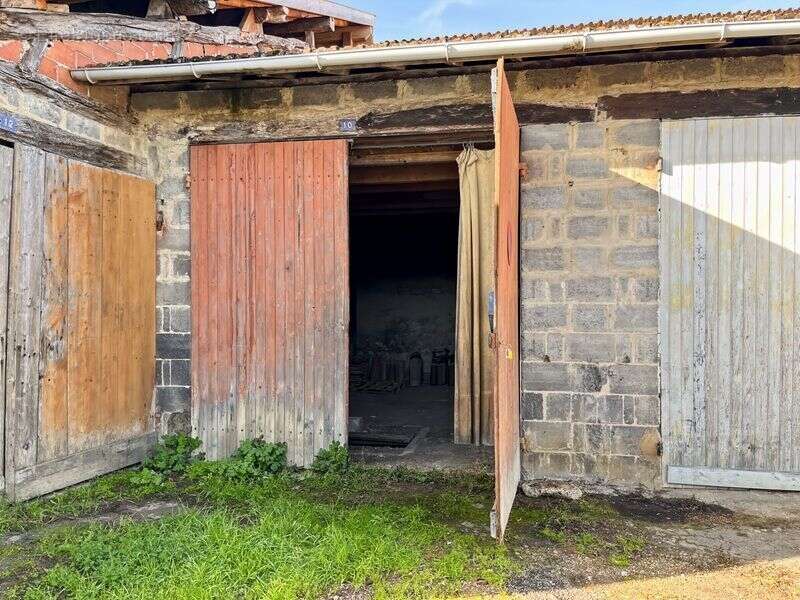 Parking à FLEURANCE