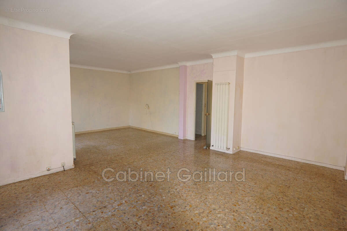 Maison à PEYMEINADE