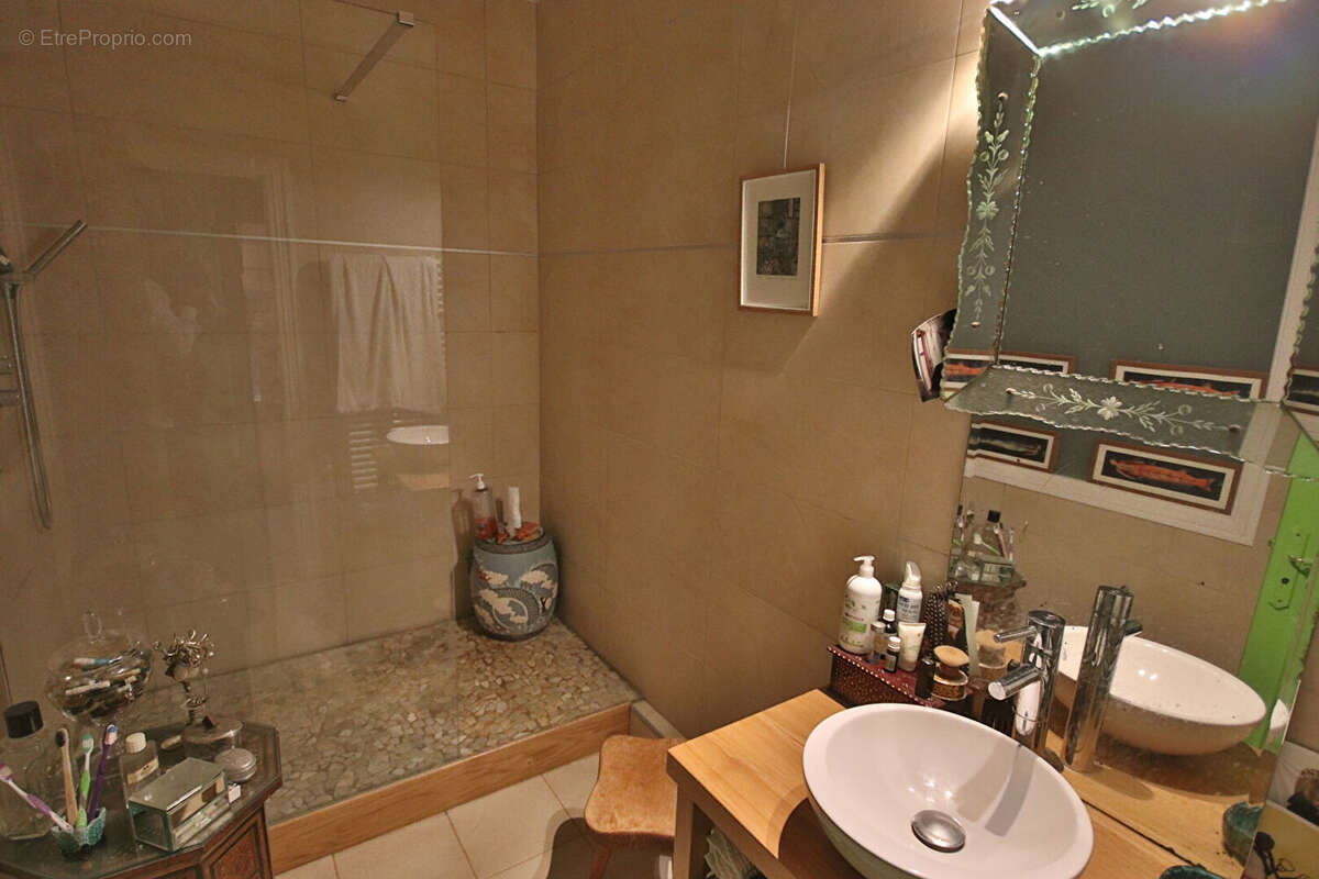 Appartement à MOULINS