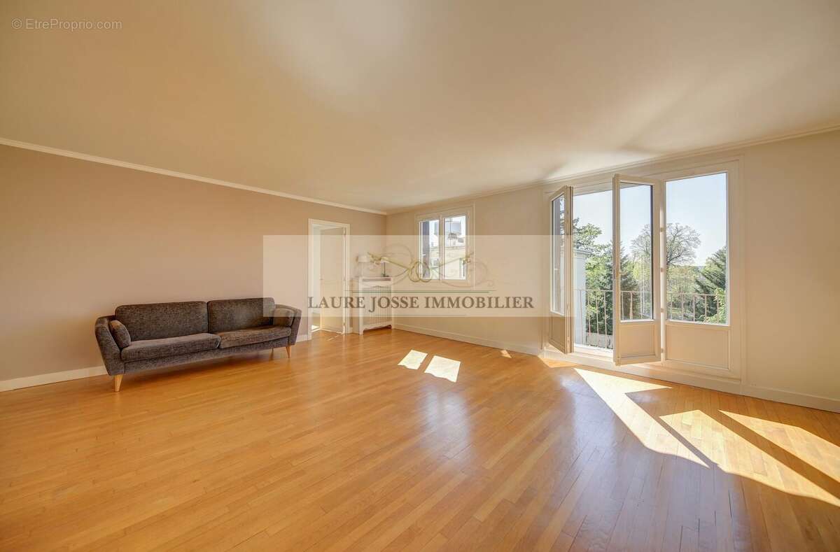 Appartement à LE VESINET