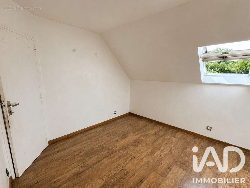Maison 104 m² à Mantes-La-Ville  - photo 7