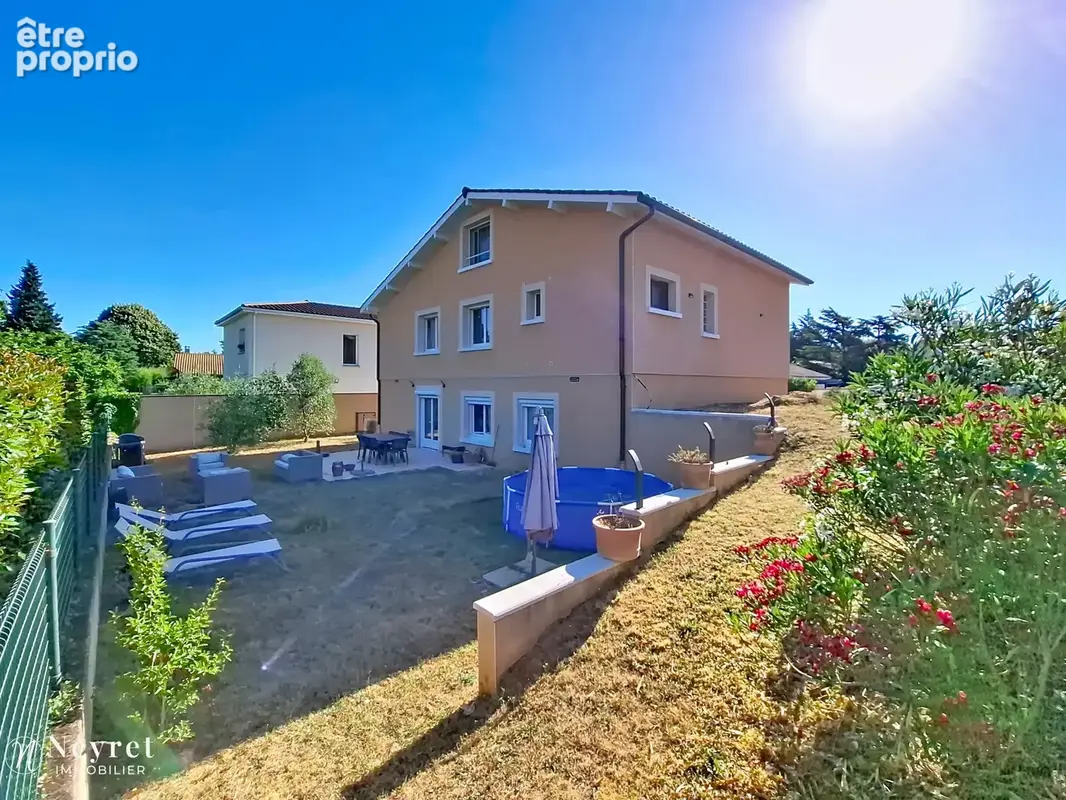 Maison familiale soignée de 257,61 m2 utiles - photo 26