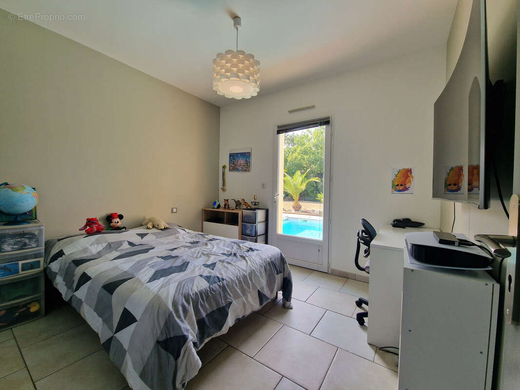 Maison à CHATEAUNEUF-SUR-CHARENTE