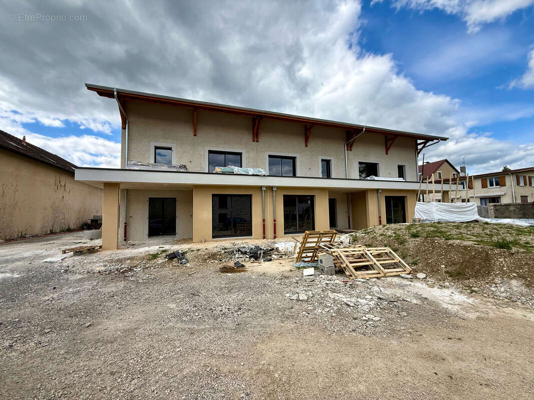 Maison à SEGNY