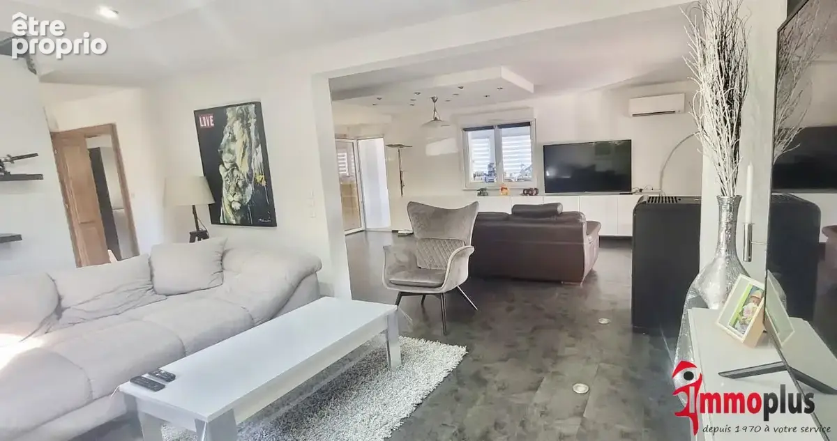 STEINBRUNN-LE-HAUT ! Maison avec piscine située au calme d'une impasse - photo 11