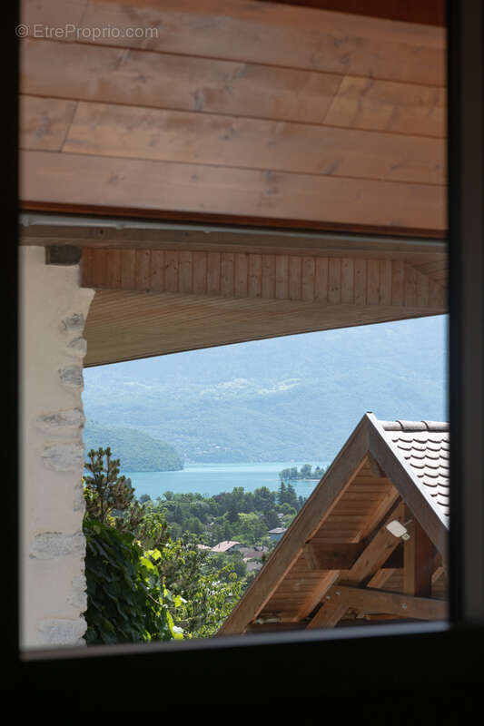 Appartement à SEVRIER