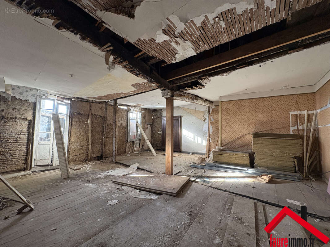 Appartement à DONZENAC