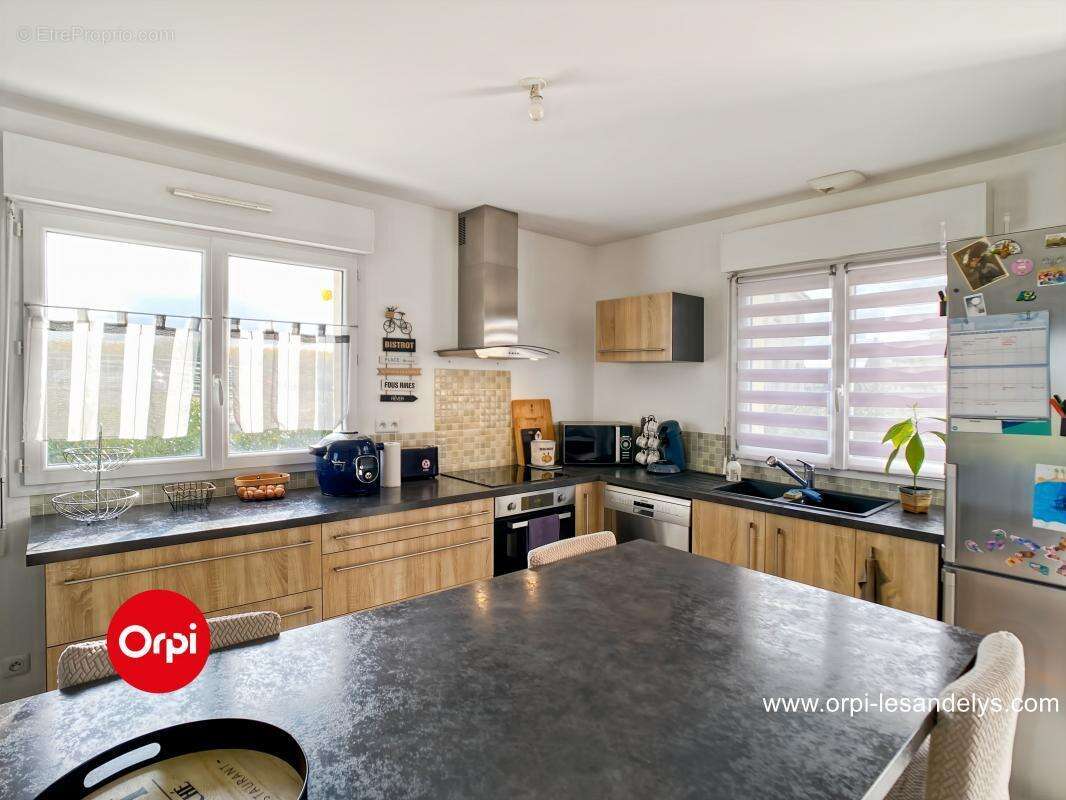 Maison à LES THILLIERS-EN-VEXIN