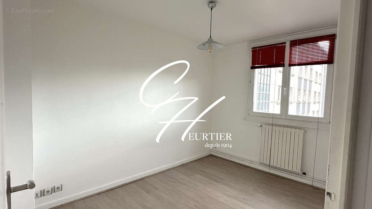 Appartement 64 m² à Grenoble  - photo 9